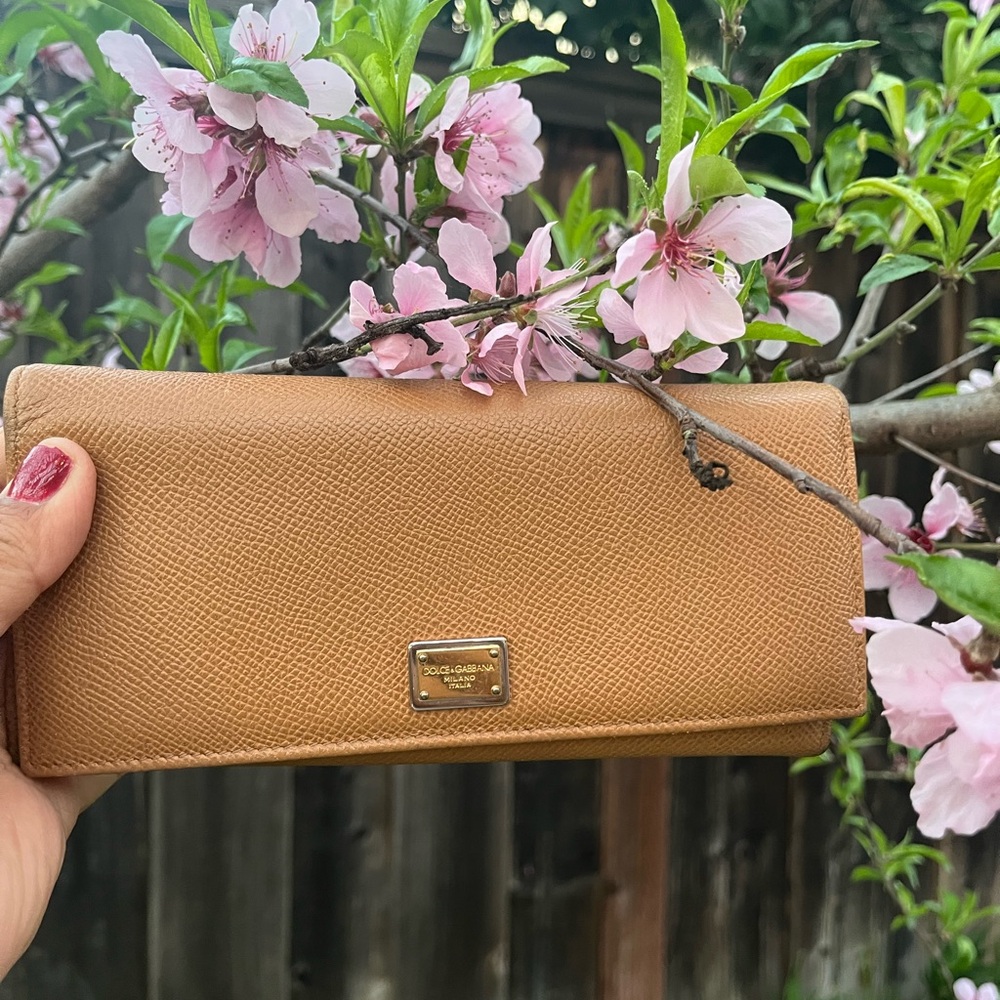 Dolce & Gabbana Tan Saffiano Leather Continental Wallet with Gold Plaque